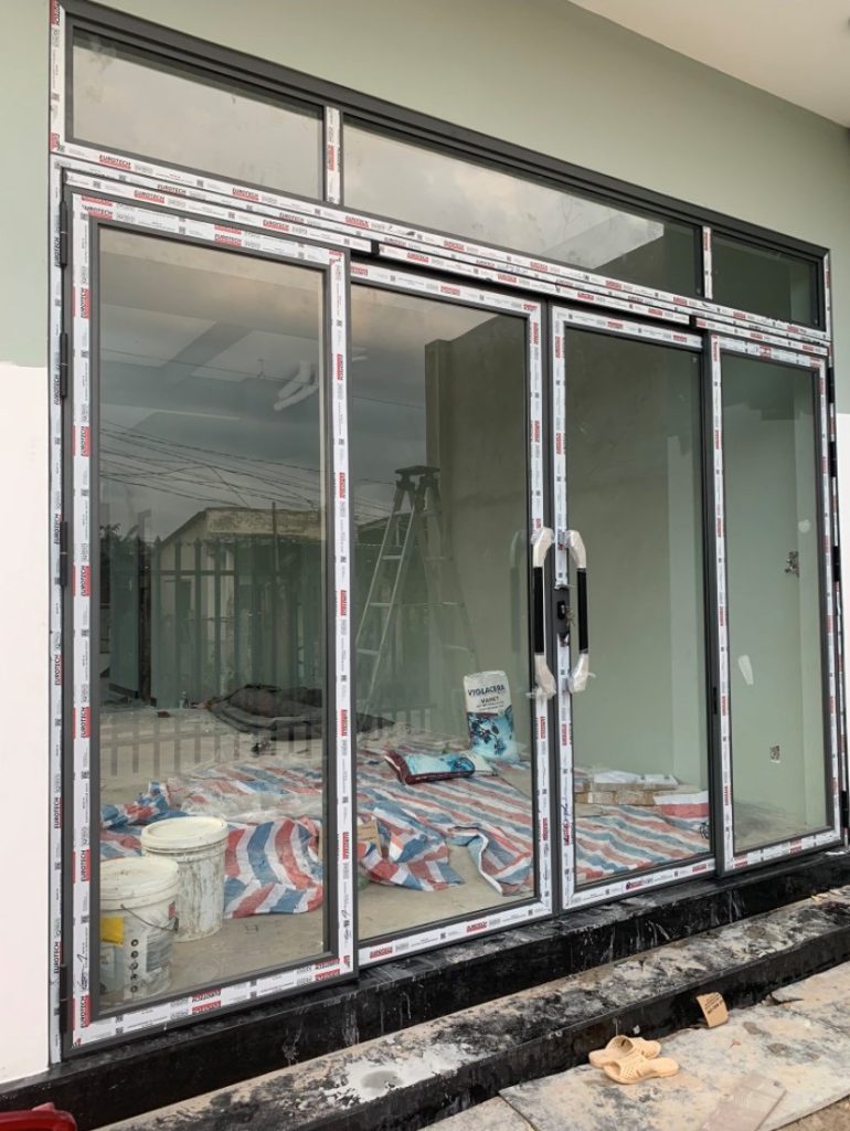 Quy trình lắp đặt cửa nhôm Xingfa cao cấp cho dự án Vinhomes
